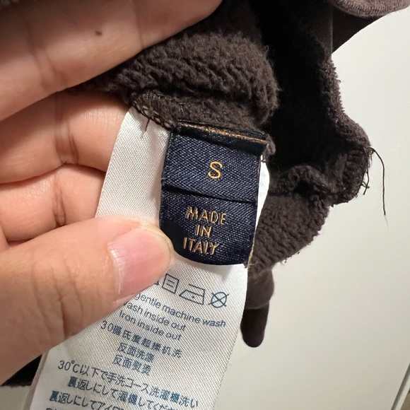 Louis Vuitton Pullover - Picture 6 of 7